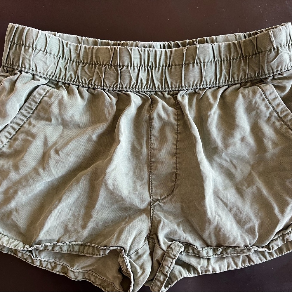 American Eagle Linen Shorts